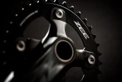 Shimano - Zee Kurbelgarnitur FC-M645 165mm -Bike Parts Verkauf tempcrankset 2 2yzZaz1bwNhv5F 1280x1280