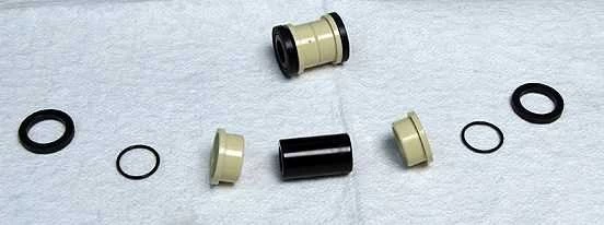 Fox Racing Shox - Dämpferbuchsen-Set Alu 5-teilig 8x22,86 Mm 1 Fox Racing Shox - Dämpferbuchsen-Set Alu 5-teilig 8x22,86 Mm